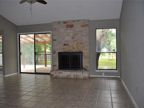 3rd image of 4807 White Elm Dr