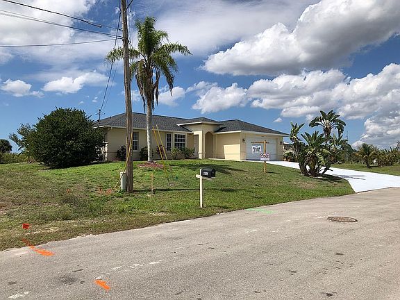 4th image of 2304 NE 13th Ave