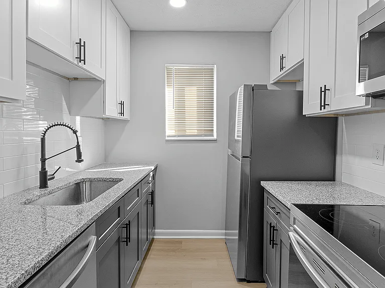 The Alcove of Turpin Hills Apartments in Cincinnati The Alcove of Turpin Hills Apartments in Cincinnati