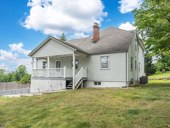 3rd image of 345 Bowden Rd