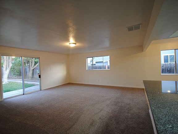 3rd image of 6905 Southampton Way