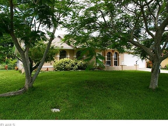 4th image of 3605 SW 1st Ave