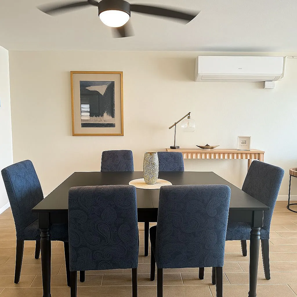 2 bed, 1.0 bath, 853 sqft, $2,500 — Photo 4