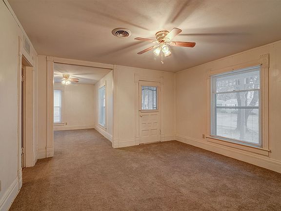 4th image of 1016 S West St