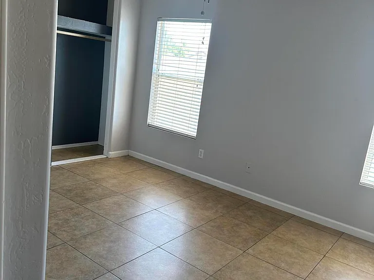1383 S 228th Ln — Photo 2