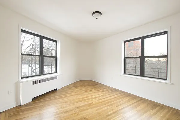 Sold by RLB Property Advisors LLC | media 16