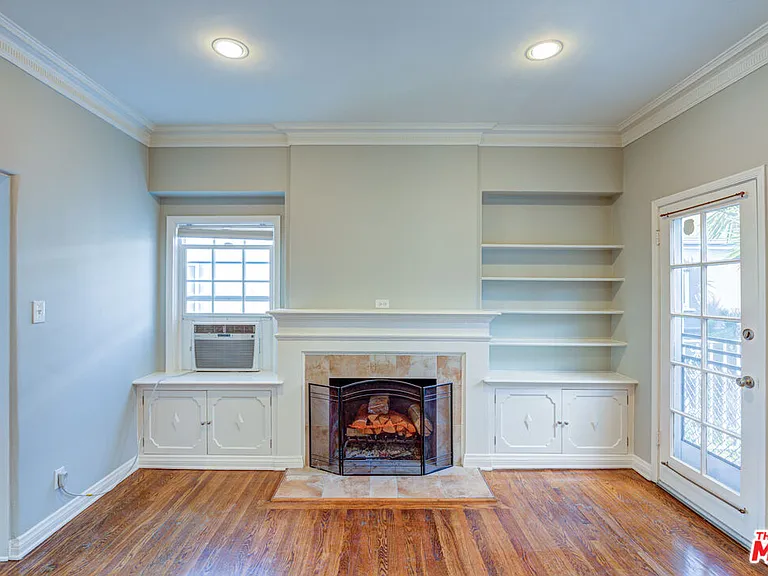 127 N Harper Ave — Photo 5