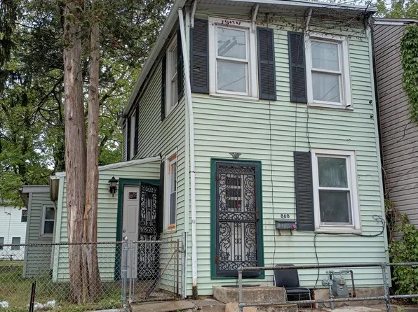 860 N Market St, Lancaster, PA 17603