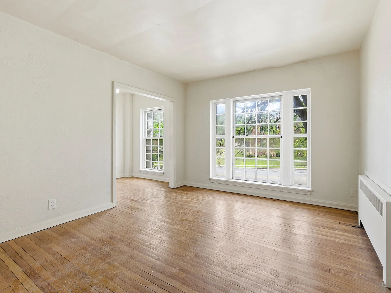 2 bed, 672 sqft, $1,100 — Photo 2
