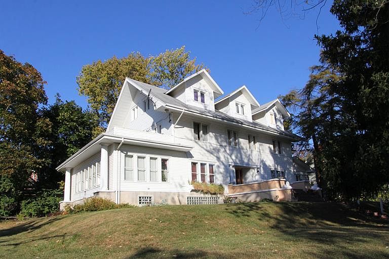 1st image of 9 Birchwood Ave