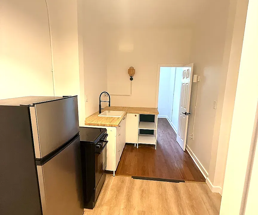 378 Tompkins Ave #1