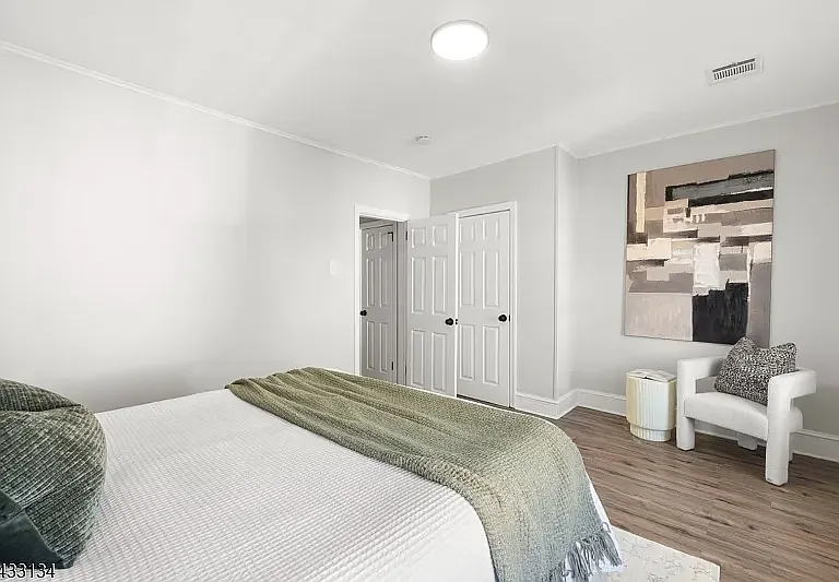 13 Orange Pl — Photo 6
