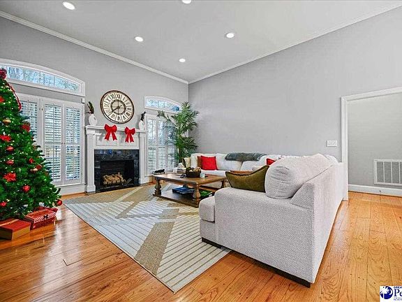 5th image of 403 Waccamaw Way