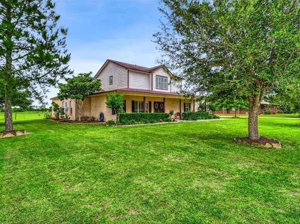 3026 Dees Cir, Sealy, TX 77474