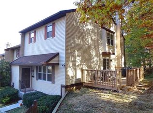 450 E Stoney Hill Ct, Langhorne, PA 19053