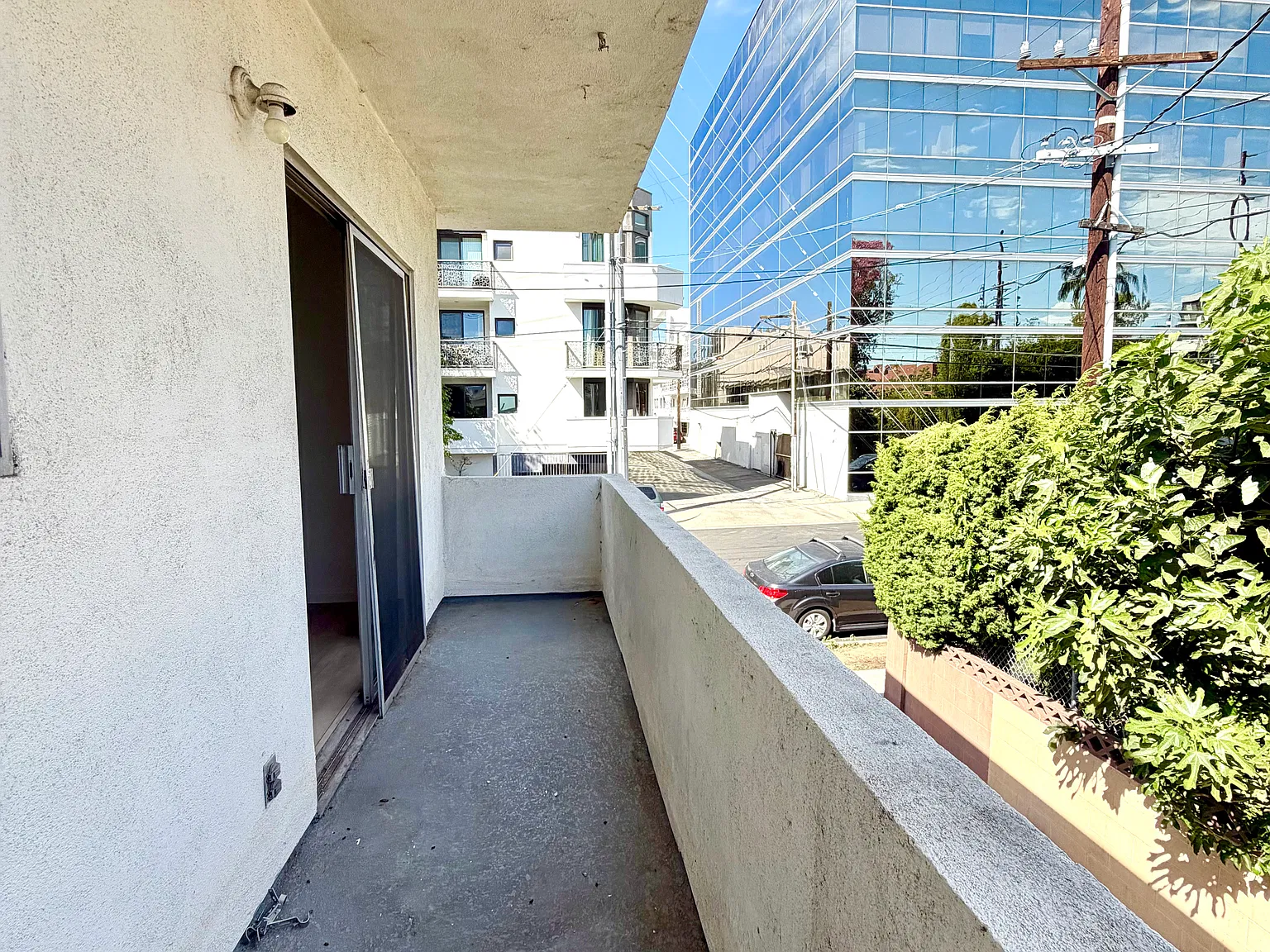 2 bed, 863 sqft, $3,300 — Photo 4
