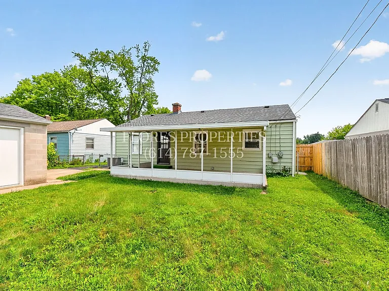 1136 Pauline Ave — Photo 11