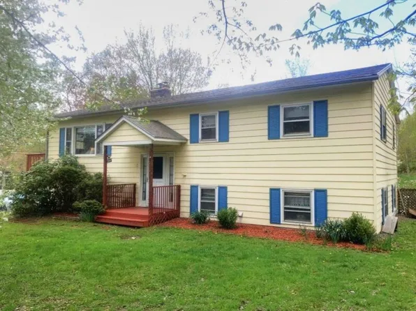 8 Robbins Mountain Road, Richmond, VT 05477