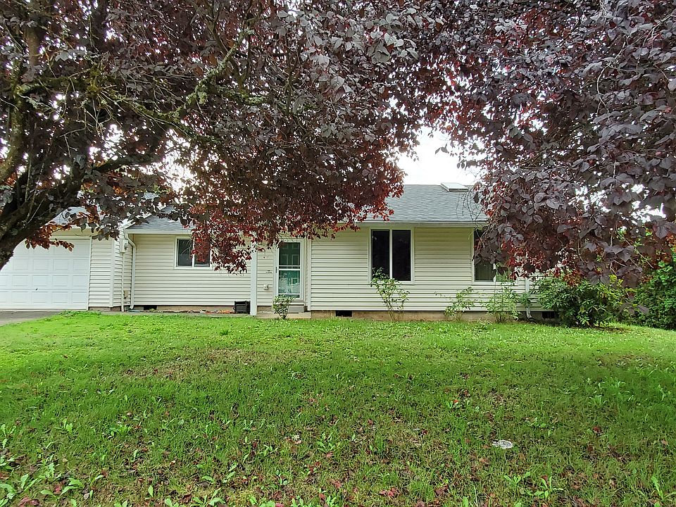 1st image of 9213 NE 73rd St