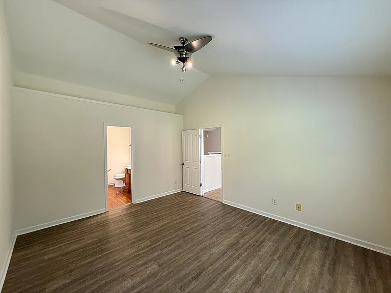 1040 Treble Ct — Photo 10