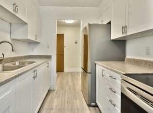 2 Grove St E #21, Barrie, ON L4M 2N5