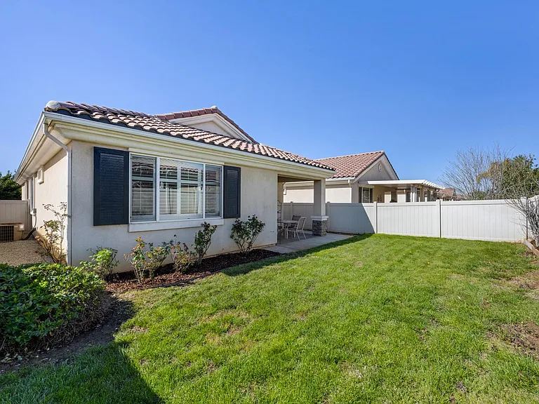 978 Wind Flower Rd — Photo 16