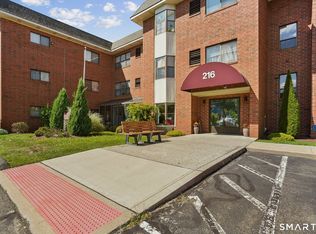 Eaton Place, North Haven, CT 06473