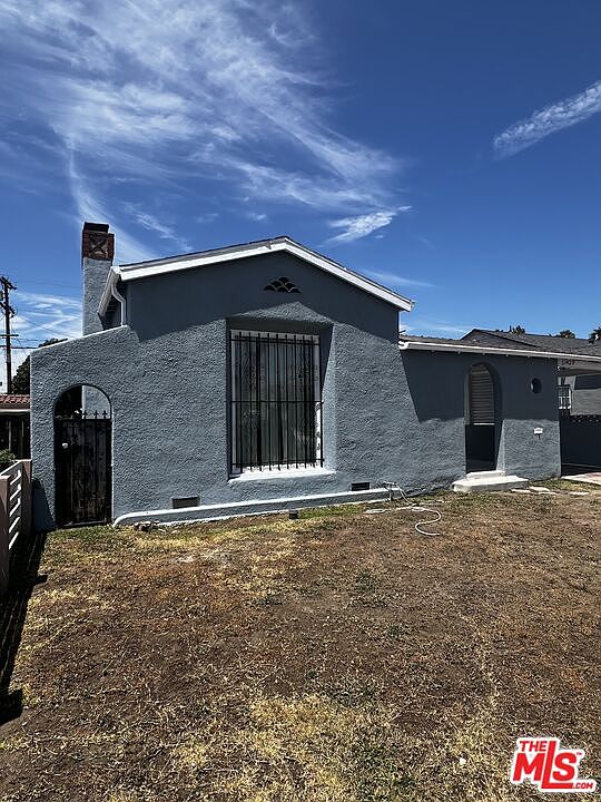 1st image of 1429 W 94th Pl