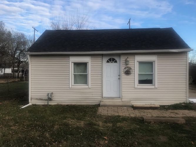 1st image of 436 Woodlawn Ave