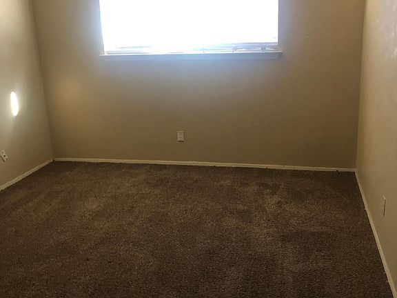 5th image of 4106 Eastridge Dr