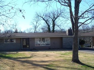 212 S Linda Dr, Shelbyville, TN 37160