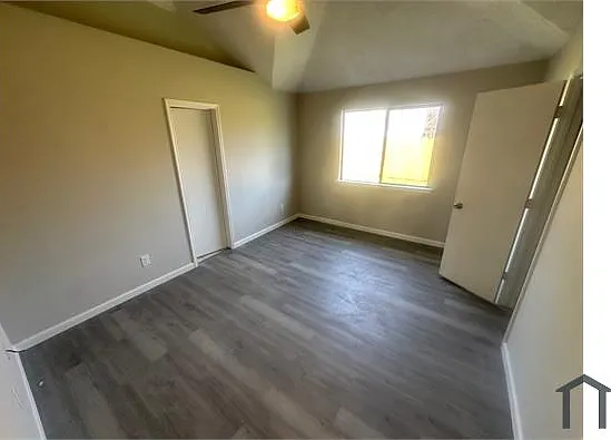 701 W Lynn Creek Dr — Photo 9