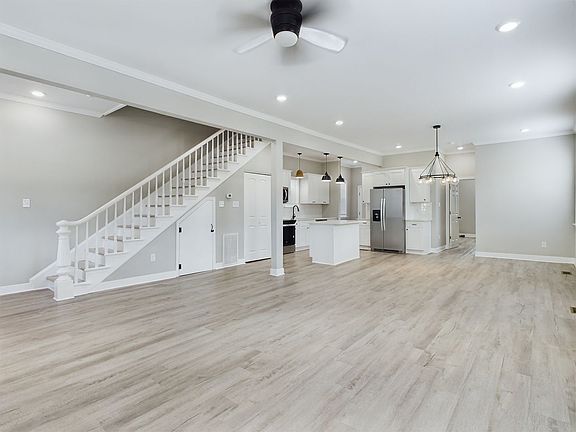 5th image of 801 N 26th St
