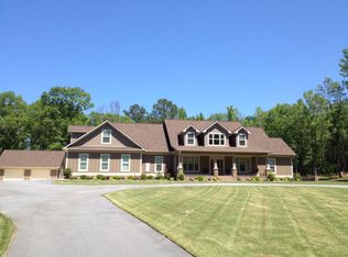 409 Lee Road 536, Smiths Station, AL 36877