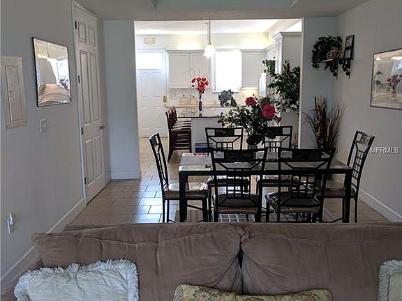 3rd image of 2041 Grand Oak Dr