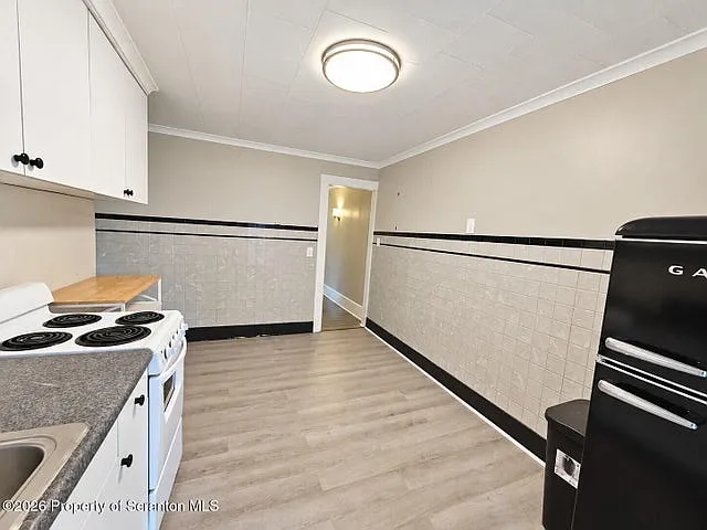 2510 Boulevard - 2nd fl — Photo 3