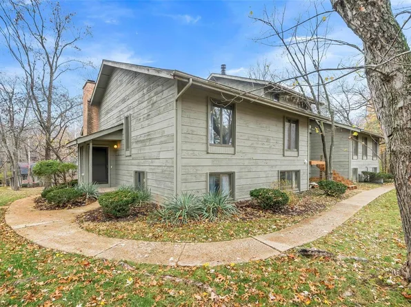 1532 Autumn Leaf Dr, Ballwin, MO 63021