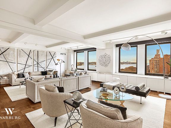 2nd image of 330 W 72nd St #14AB