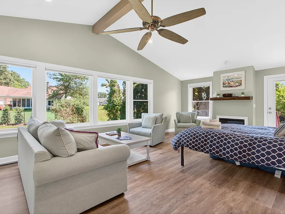 3 Tall Oaks Ct