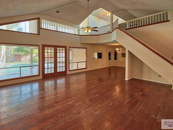 3rd image of 5011 Firestone Dr