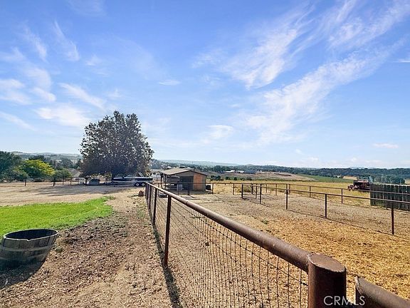 4th image of 1380 Shane Ln