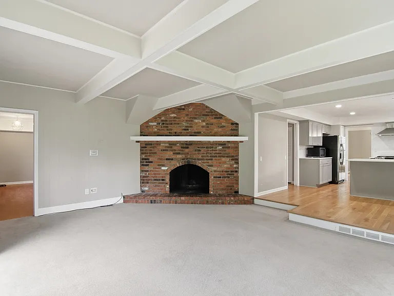 4576 Wagon Wheel Dr — Photo 24