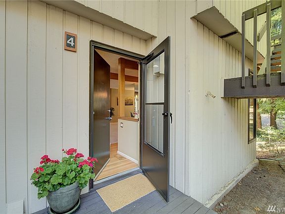 2nd image of 3539 109th Pl NE #36-4