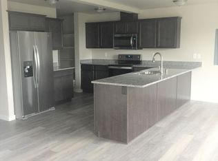 1021 Newell St #B6, Bellingham, WA 98225