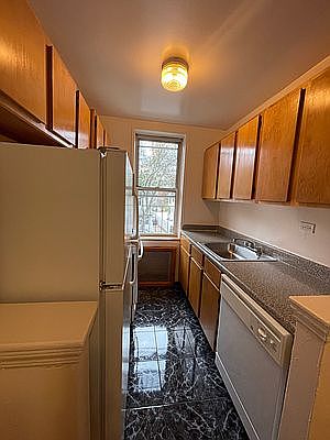 1st image of 141-10 82nd Dr #334-2