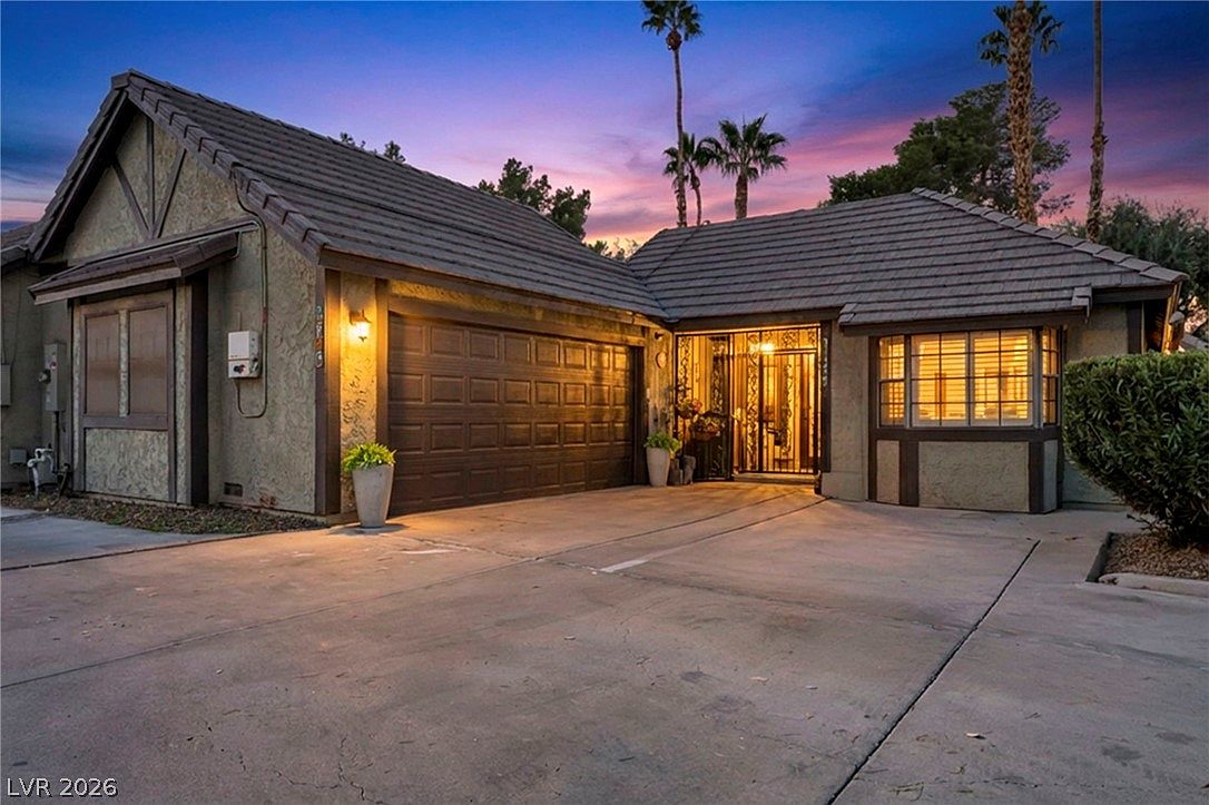 3946 Foxboro Cir, Las Vegas, NV 89121 | Zillow