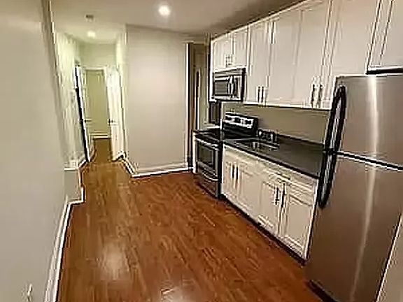 2nd image of 347 W 16th St #11
