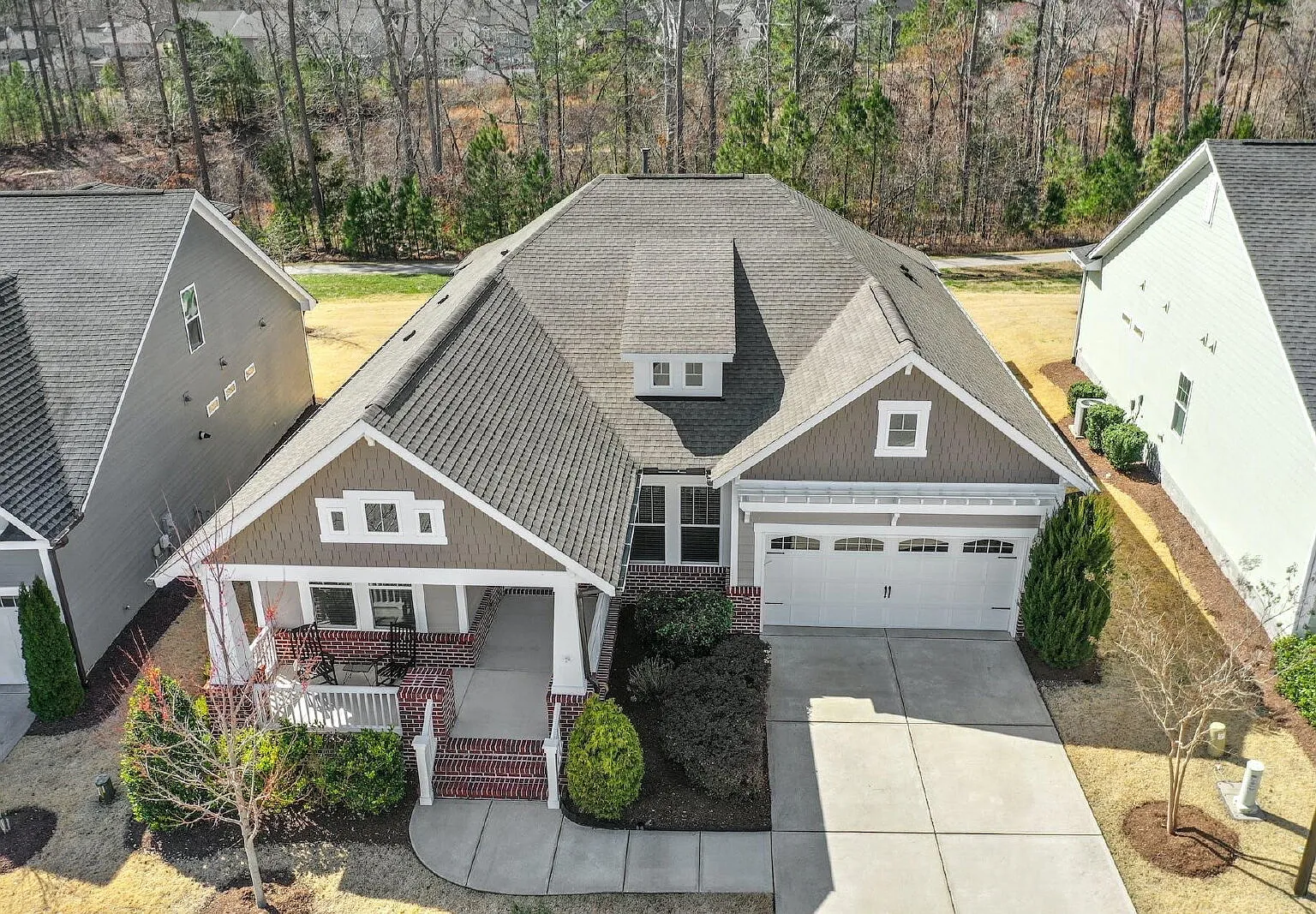 3 bed, 2.5 bath, 2229 sqft, $2,700 — Photo 3