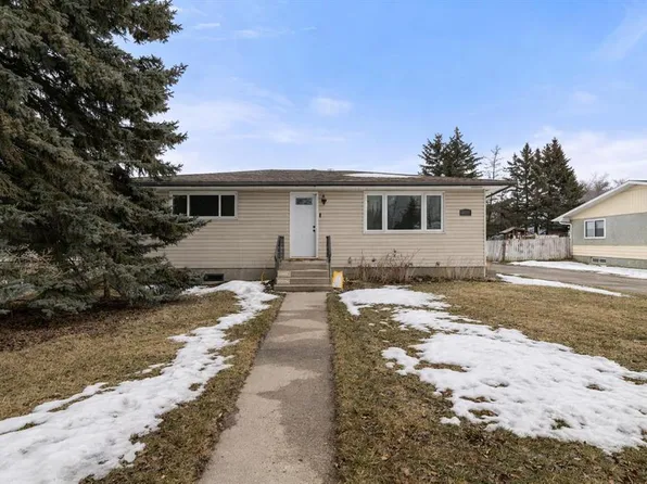 5228 S 53rd Ave, Viking, AB T0B 4N0