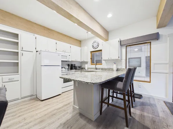 351 S 2nd Ave #602, Ketchum, ID 83340